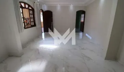OPORTUNIDADE DE COMPRA -  CASA ASSOBRADADA NA VILA MEDEIROS
