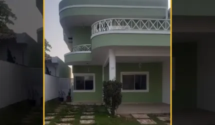 ALUGO CASA MARAVILHOSA COM 4 DORMITÓRIOS E PISCINA NA GLÓRIA EM  MACAÉ