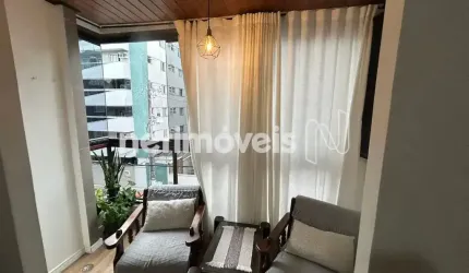 Lindo e Amplo 02 Qtos Varandão Suíte Elevador Oportunidade