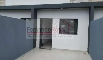 Sobrado para Venda em Caraguatatuba, Balneário dos Golfinhos, 2 dormitórios, 1 suíte, 2 banheiros, 1 vaga