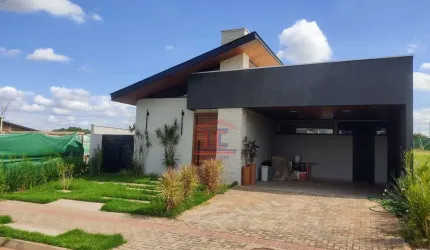 CASA - CONDOMÍNIO BELLEVIE