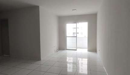 Apartamento 2 quartos em Piedade com Varanda Dependência Completa 1 vaga Garagem