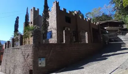 Casa com 3 quartos à venda no Ilha da Figueira, Jaraguá do Sul  por R$ 2.990.000