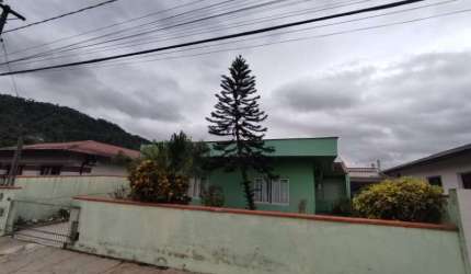 Casa com 3 quartos à venda no Jaraguá Esquerdo, Jaraguá do Sul , 141 m2 por R$ 690.000