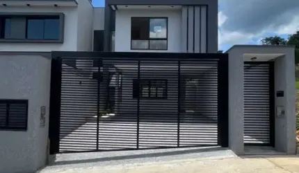 Casa com 3 quartos à venda na Barra do Rio Cerro, Jaraguá do Sul , 150 m2 por R$ 950.000
