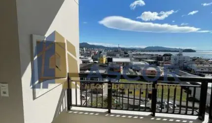 Apartamento com 2 quartos para alugar na Rua Renato Ramos da Silva, --, Barreiros, São José, 68 m2 por R$ 3.000