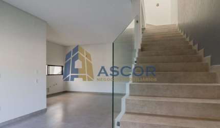 Casa com 3 quartos para alugar na Rua Acelon Eduardo da Silva, --, Córrego Grande, Florianópolis, 220 m2 por R$ 8.000