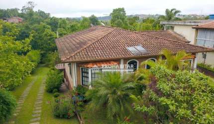Casa térrea à venda em Condomínio de Alto Padrão