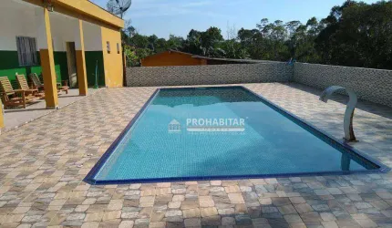 Excelente chacara no centro do Emburá
