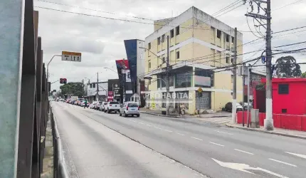 Prédio para alugar na Avenida Guarapiranga