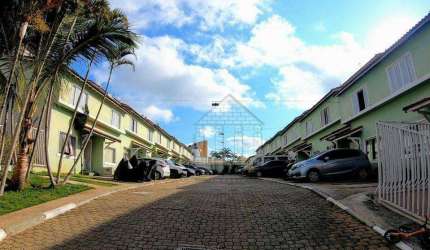 Sobrado com 3 quartos à venda em Campo Grande