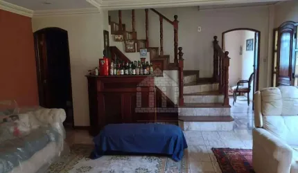 Sobrado com 3 quartos à venda no Jardim Colonial
