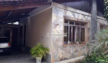 Casa com 3 dormitórios à venda ou aluguel na Vila Friburgo