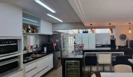 Casa com 4 quartos à venda ou aluguel na Vila Mariana