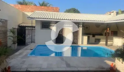 Casa linear à venda 3 quartos, sendo 1 suite, 02 vagas, Jardim Atlantico Oeste, Maricá