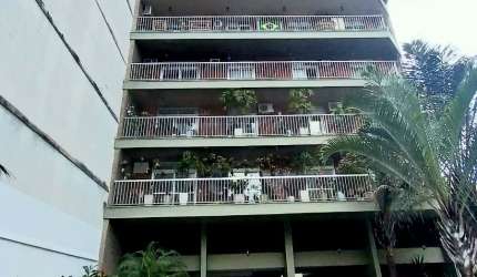 Amplo apartamento à venda 3 quartos, 110m², varandão, 1 vaga, piscina, na rua Ator Paulo Gustavo, Icaraí, Niterói, RJ