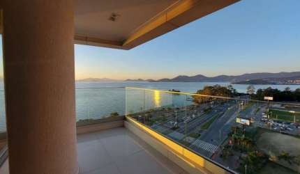 Avenida Beira Mar Norte |  Apartamento 3 suítes +