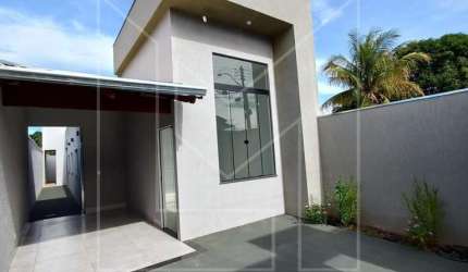 Casa para Venda em Caldas Novas, Estância Itaici 2, 3 dormitórios, 1 suíte, 2 banheiros, 2 vagas