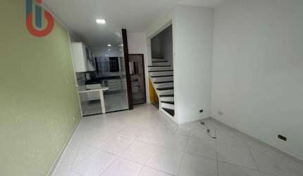 Sobrado com 2 dormitórios à venda, 75 m² por R$ 550.000,00 - Centro Vila Itapanhau - Bertioga/SP