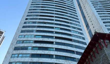 Apartamento na Avenida Boa Viagem, alto padrão, mobiliado, 3 vagas