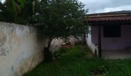 Casa com 4 quartos à venda no Travessão, Caraguatatuba  por R$ 255.000