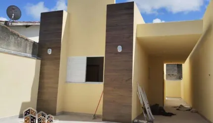 Casa com 2 quartos à venda na Rua Joaquim Aurélio Nabuco de Araújo, Balneário dos Golfinhos, Caraguatatuba, 59 m2 por R$ 360.000