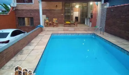 Casa com 4 quartos à venda na Praia das Palmeiras, Caraguatatuba , 250 m2 por R$ 600.000