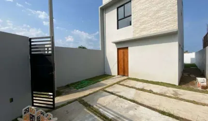 Casa com 3 quartos à venda no Travessão, Caraguatatuba , 156 m2 por R$ 385.000