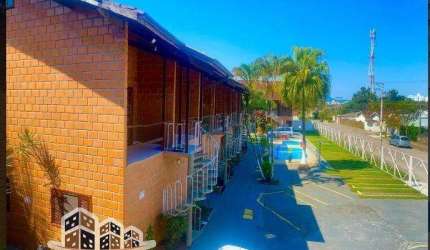 Casa em condomínio fechado com 1 quarto à venda no Massaguaçu, Caraguatatuba  por R$ 315.000