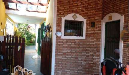 Casa com 2 quartos à venda na Praia das Palmeiras, Caraguatatuba , 300 m2 por R$ 550.000