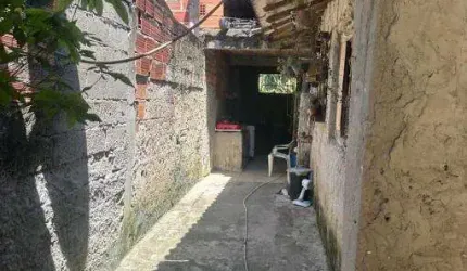 Casa com 2 quartos à venda no Rio do Ouro, Caraguatatuba  por R$ 115.000