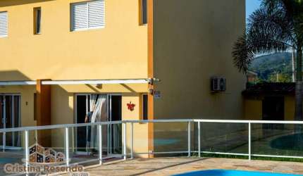 Casa em condomínio fechado com 2 quartos à venda no Capricórnio I, Caraguatatuba  por R$ 450.000