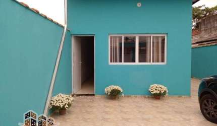 Casa com 3 quartos à venda no Jardim das Gaivotas, Caraguatatuba  por R$ 600.000