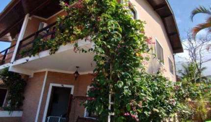 Casa com 3 quartos à venda no Massaguaçu, Caraguatatuba  por R$ 680.000