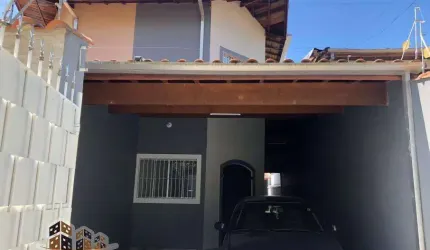 Casa com 3 quartos à venda no Jardim Jaqueira, Caraguatatuba  por R$ 640.000