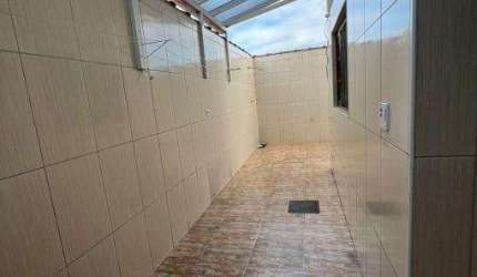 Casa com 2 quartos à venda no Pontal de Santa Marina, Caraguatatuba  por R$ 370.000