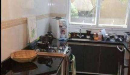 Casa em condomínio fechado com 2 quartos à venda na Cidade Jardim, Caraguatatuba  por R$ 380.000