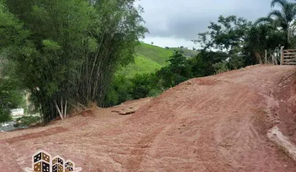 Terreno à venda no Centro, Paraibuna , 2000 m2 por R$ 240.000