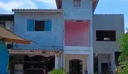 Casa com 1 quarto à venda no Morro do Algodão, Caraguatatuba  por R$ 400.000
