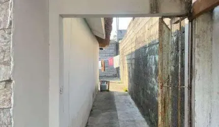 Casa com 2 quartos à venda no Travessão, Caraguatatuba , 250 m2 por R$ 260.000