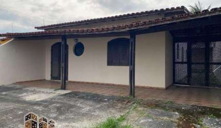 Casa com 4 quartos à venda na Praia das Palmeiras, Caraguatatuba , 288 m2 por R$ 575.000