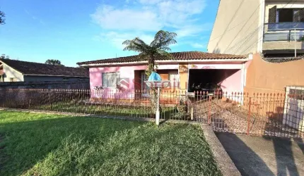 Saraju vende lote de 754 m2 com 3 moradias na rua das Carmelitas no Boqueirao