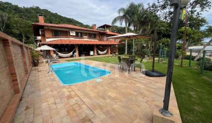 Casa com 6 quartos à venda no Armação, Penha , 505 m2 por R$ 11.000.000
