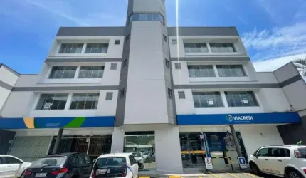 Ponto comercial com 7 salas para alugar no Velha, Blumenau , 500 m2 por R$ 18.000