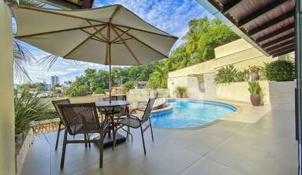 Casa com 4 quartos à venda no Itoupava Seca, Blumenau , 269 m2 por R$ 1.900.000