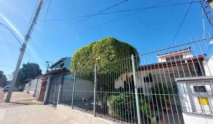 bela casa com piscina