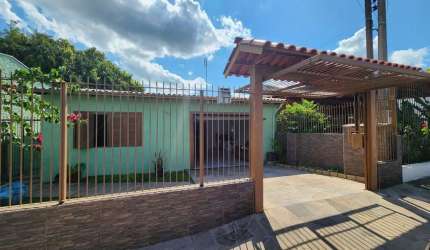 Casa com Suíte quiosque e piscina