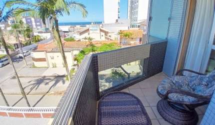 Apartamento de 2 dormitórios com vista pro mar em Matinhos  - Paraná