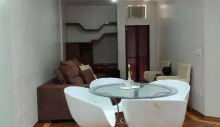 Apartamento com 3 Dormitórios e 2 Vagas de Garagem Próximo ao Campo América!