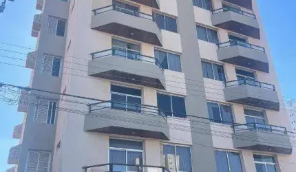 Apartamento com 3 Dormitórios e 2 Vagas de Garagem no Edifício Vila Rica, Próximo à Av. Bady Bassitt!